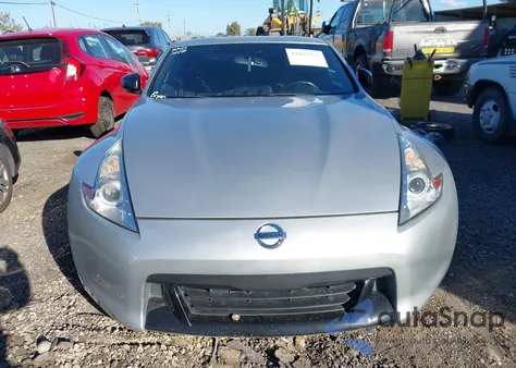 2011 Nissan 370Z Touring z USA, uszkodzony, nr VIN JN1AZ4EH0BM555433